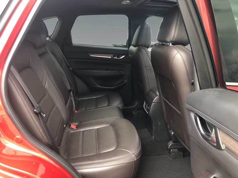 2020 Mazda CX-5 Signature AWD | Leather & Nav