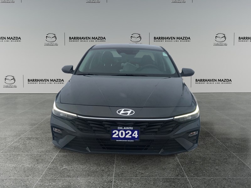 2024 Hyundai Elantra Essential IVT