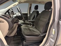 2016 Dodge Grand Caravan SE/SXT