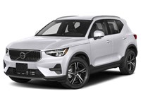 2023 Volvo XC40 B5 Plus Dark Theme