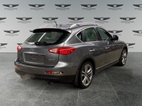 2015 INFINITI QX50 Base