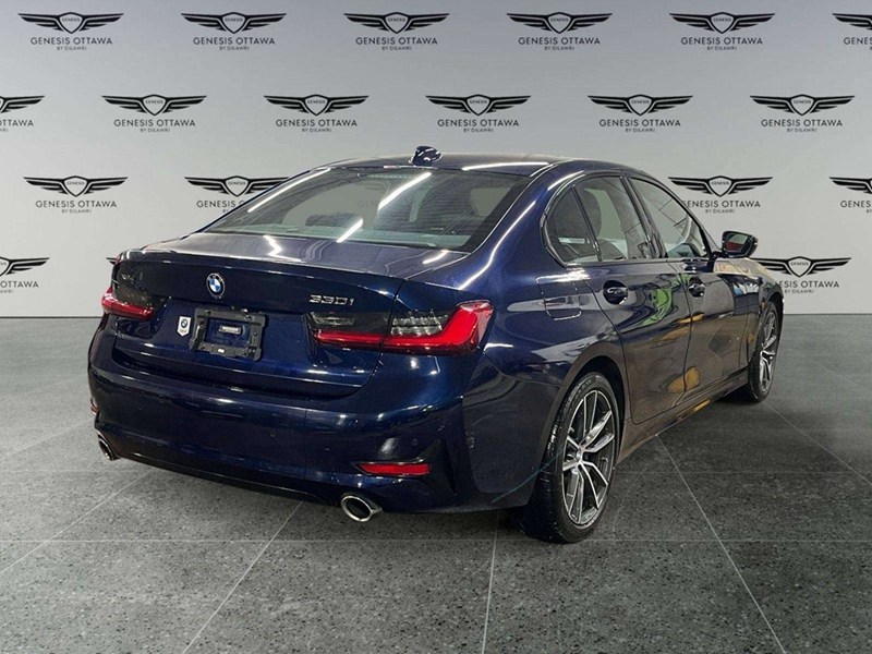 2019 BMW 330 i xDrive