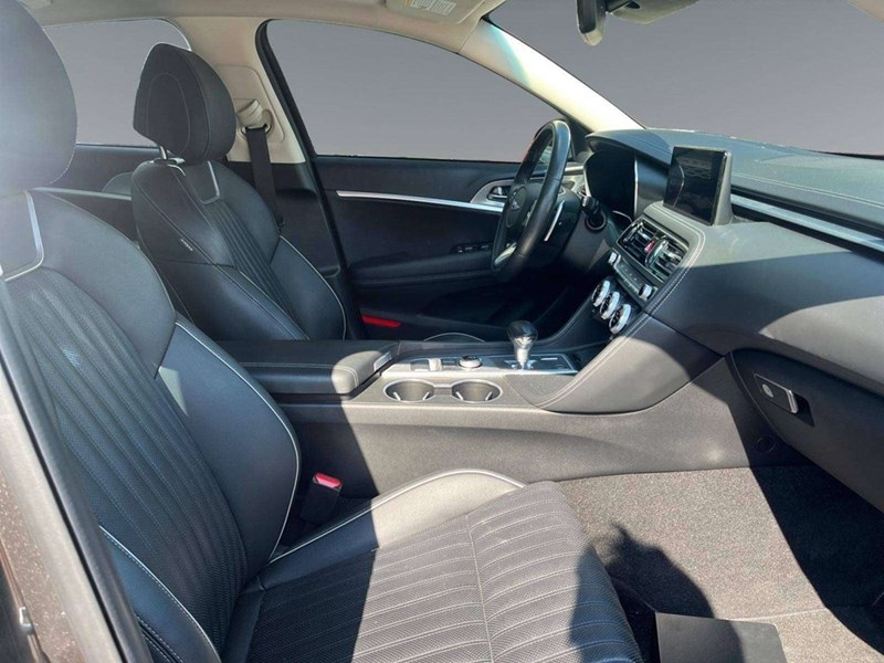 2023 Genesis G70 2.0T Advanced