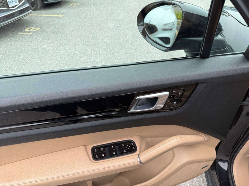 2020 Porsche Cayenne Base