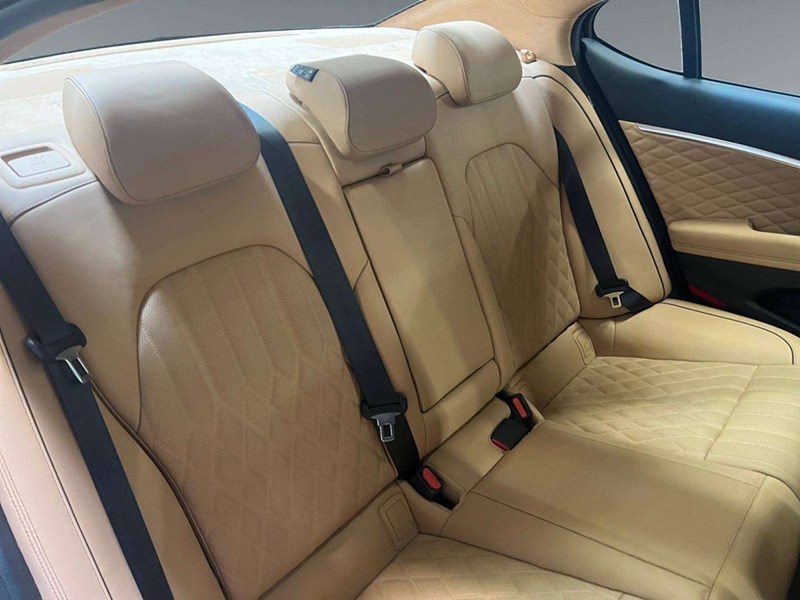 2026 Genesis G70 2.5T Prestige