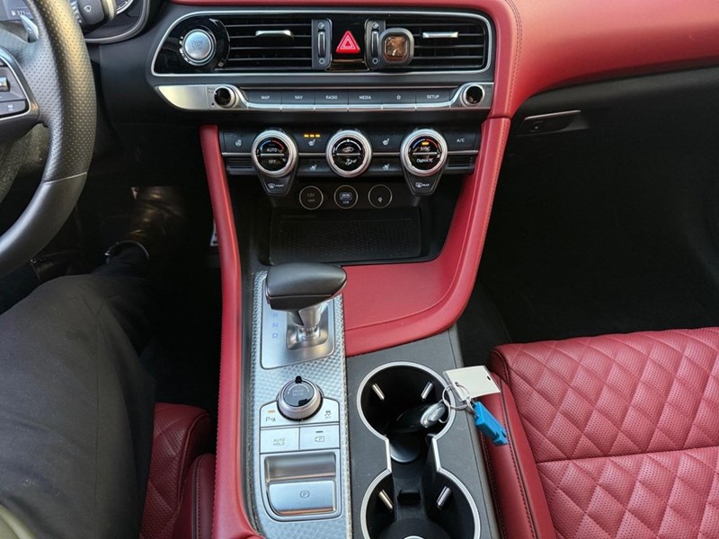 2023 Genesis G70 3.3T Sport