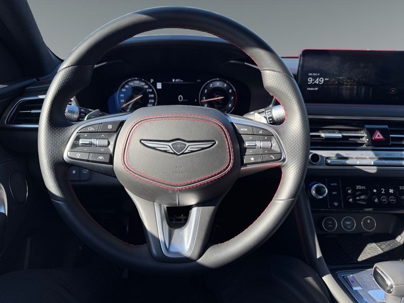 2025 Genesis G70 3.3T Sport