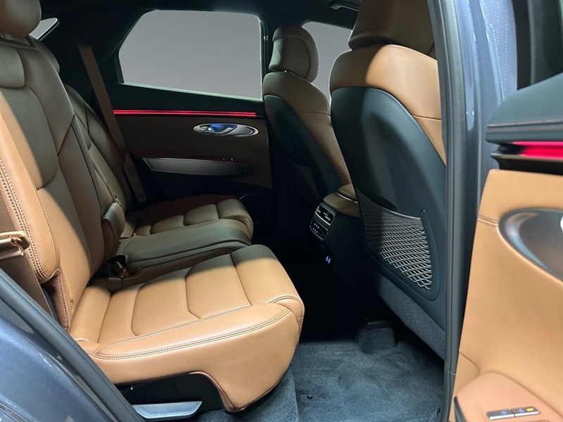 2026 Genesis GV70 2.5T Advanced Technology Package