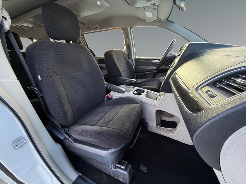 2013 Chrysler Town &amp; Country Touring