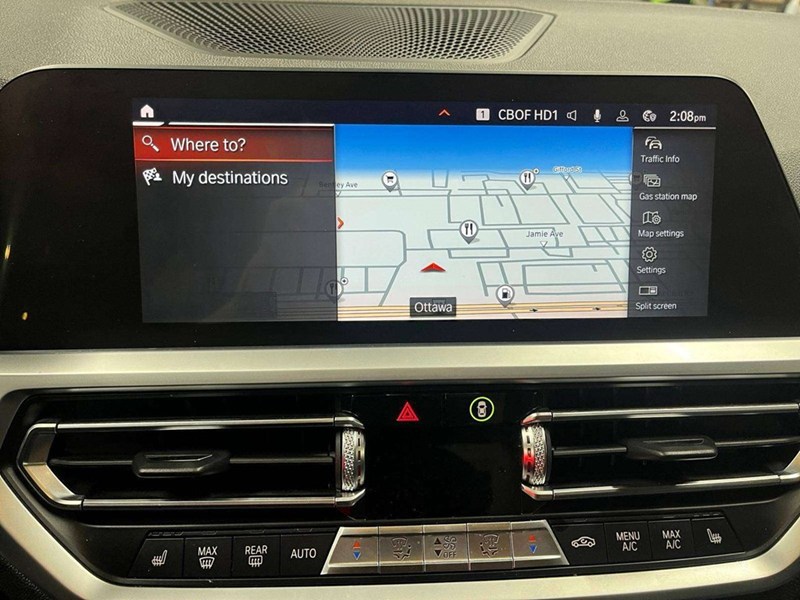 2019 BMW 330 i xDrive