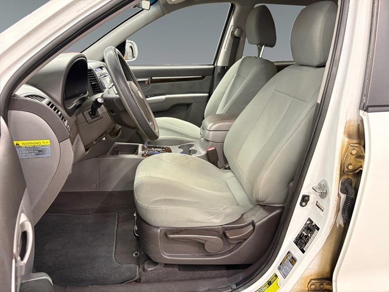 2010 Hyundai Santa Fe GL 2.4 (M6)