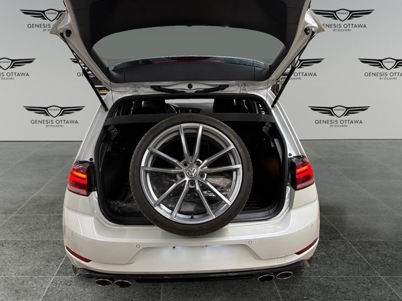 2019 Volkswagen Golf R 2.0 TSI (DSG)