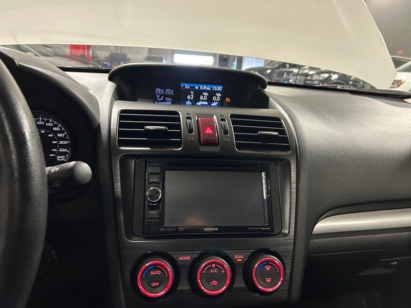 2013 Subaru Impreza 2.0i Limited Package (CVT)