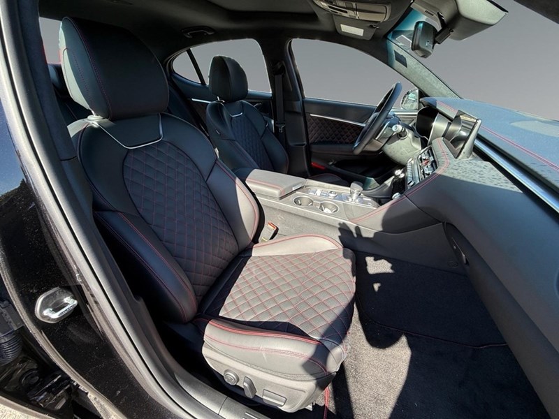 2026 Genesis G70 3.3T Sport