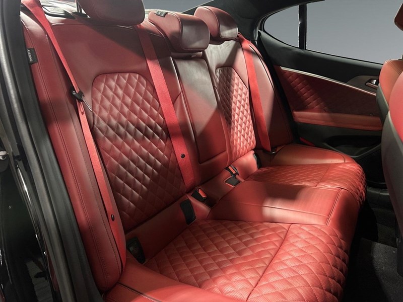 2026 Genesis G70 3.3T Sport