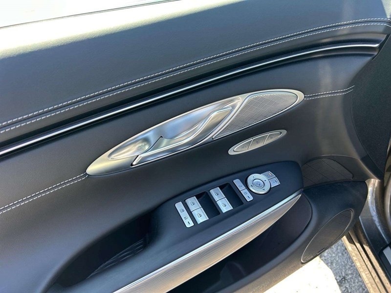 2025 Genesis GV70 2.5T Prestige