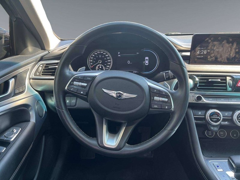 2023 Genesis G70 2.0T Advanced