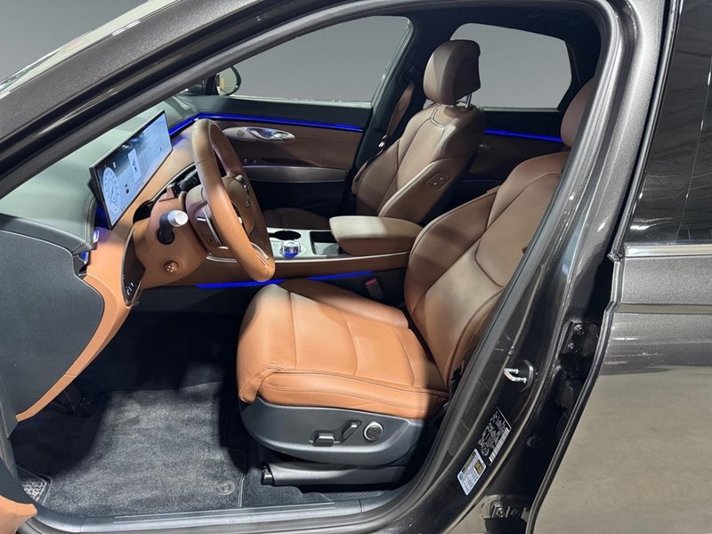 2026 Genesis GV70 2.5T Advanced Technology Package