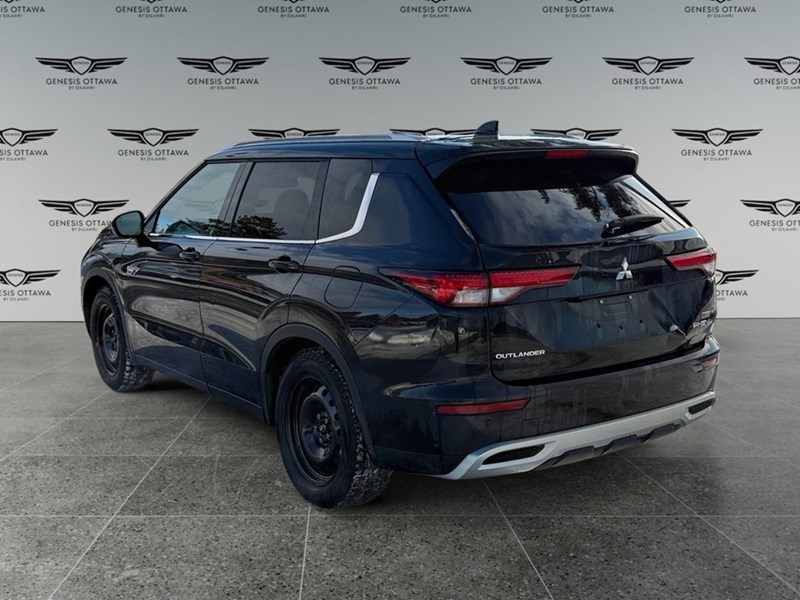 2024 Mitsubishi Outlander GT