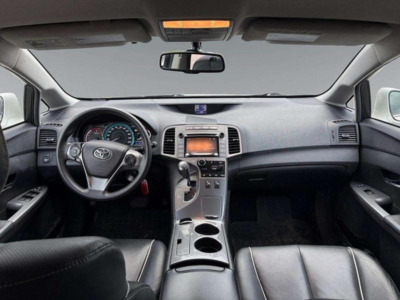 2016 Toyota Venza Base