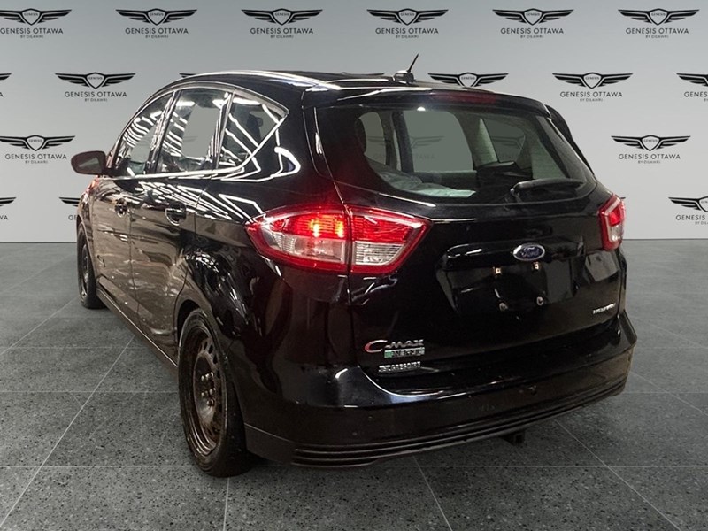 2017 Ford C-Max Energi Titanium