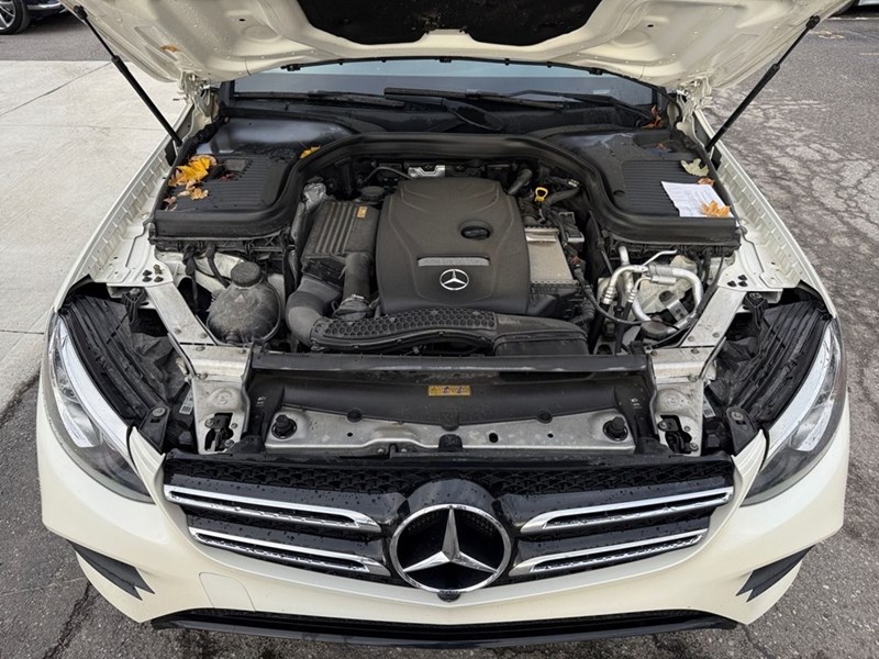 2017 Mercedes-Benz GLC 300 Base