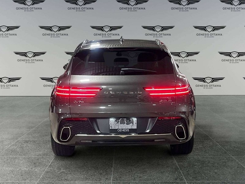 2025 Genesis GV70 2.5T Prestige