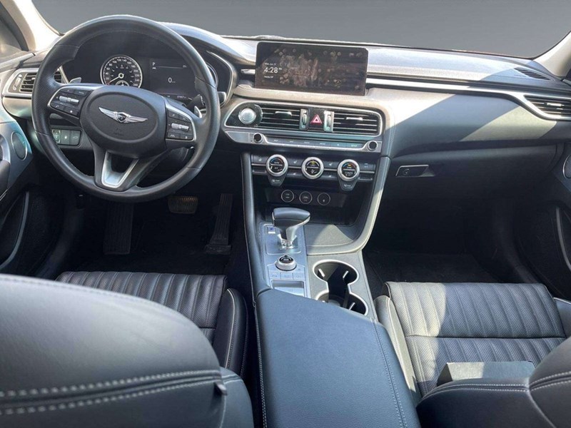 2023 Genesis G70 2.0T Advanced