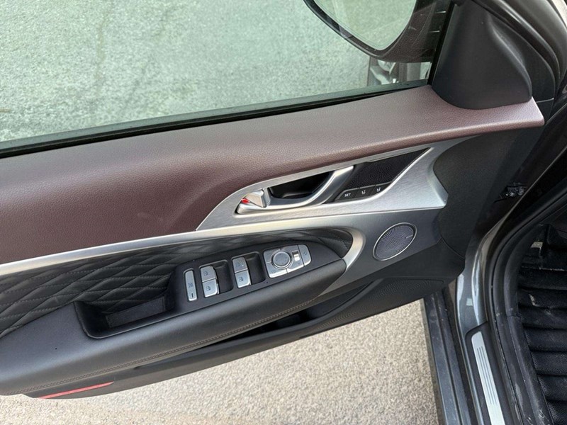 2020 Genesis G70 3.3T Sport