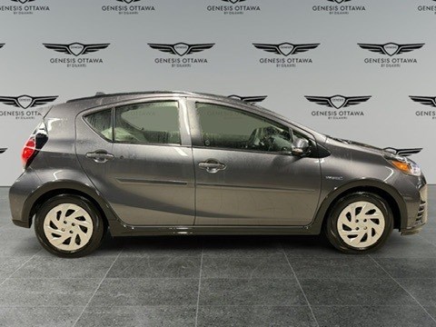 2018 Toyota Prius c Base