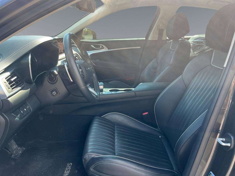 2023 Genesis G70 2.0T Advanced