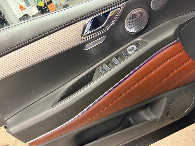 2025 Genesis GV80 3.5T Advanced w/Tech Pkg 7P