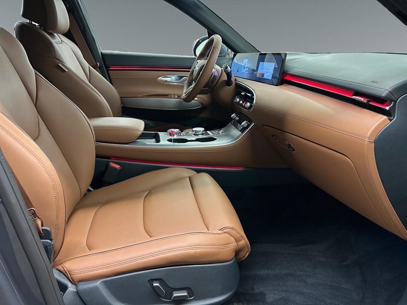 2026 Genesis GV70 2.5T Advanced Technology Package