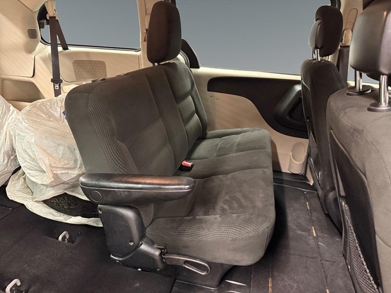 2016 Dodge Grand Caravan SE/SXT