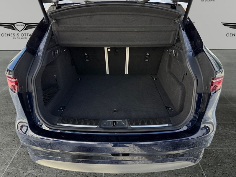 2022 Jaguar F-PACE P250 R-Dynamic S