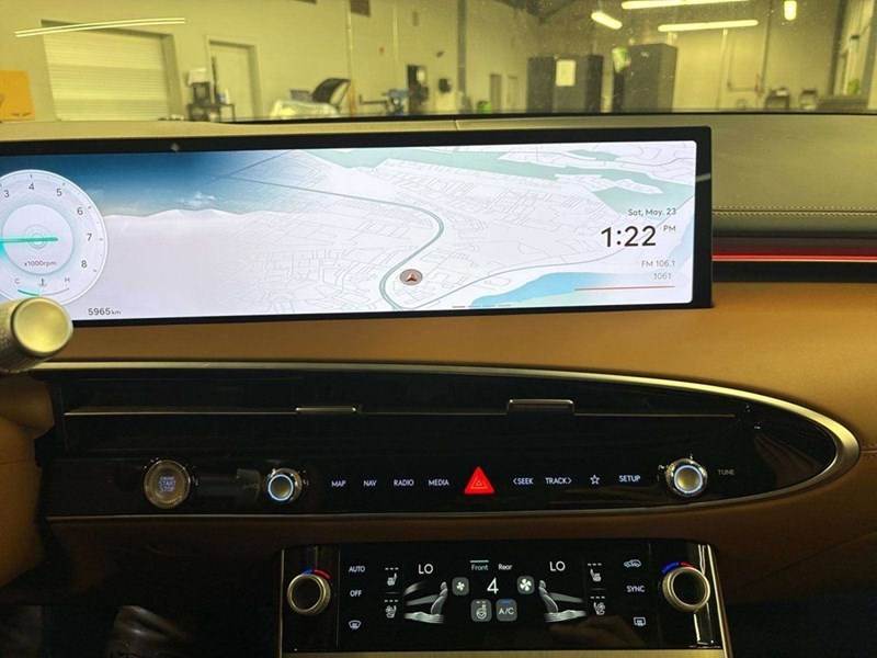 2026 Genesis GV70 2.5T Advanced Technology Package