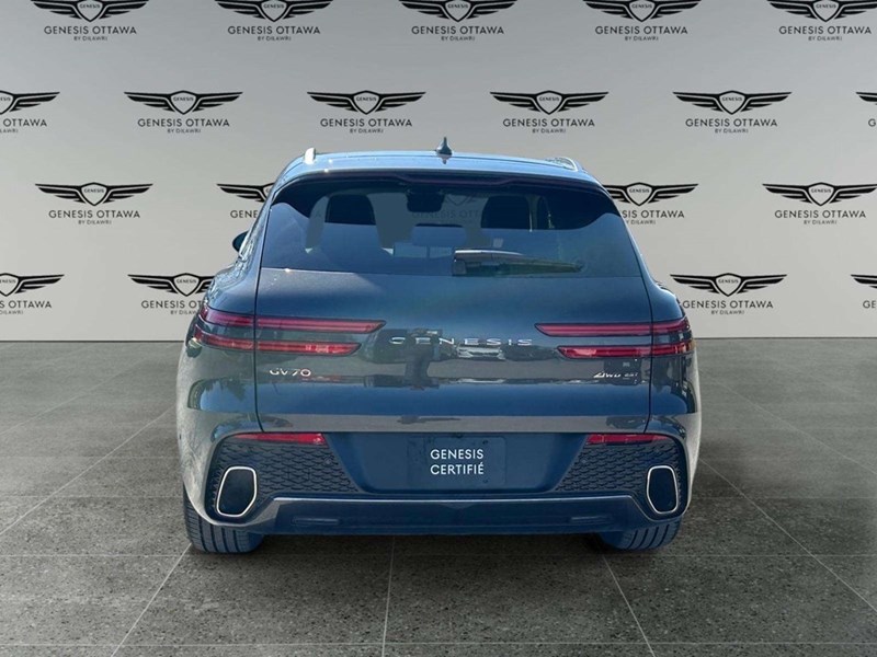 2025 Genesis GV70 2.5T Prestige