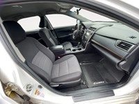 2017 Toyota Camry 4dr Sdn I4 Auto LE