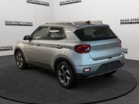2021 Hyundai Venue Trend IVT