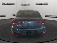 2020 Hyundai Elantra Luxury IVT