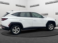 2022 Hyundai Tucson Essential AWD