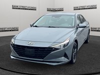 2022 Hyundai Elantra Preferred IVT