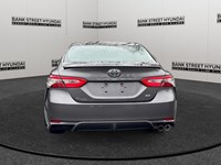 2019 Toyota Camry SE Auto
