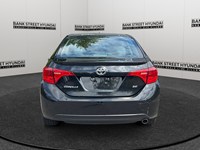 2017 Toyota Corolla SE (CVT)