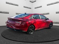2022 Hyundai Elantra Preferred IVT w/Sun & Tech Package