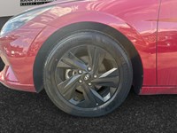 2022 Hyundai Elantra Preferred IVT w/Sun & Tech Package