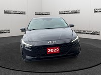 2022 Hyundai Elantra Preferred IVT w/Sun & Tech Package