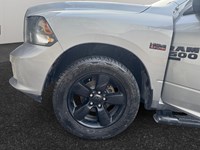 2020 RAM 1500 Classic Express 4x4 Crew Cab 5'7" Box