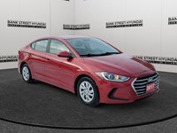 2017 Hyundai Elantra 4dr Sdn Auto LE