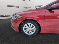 2017 Hyundai Elantra 4dr Sdn Auto LE